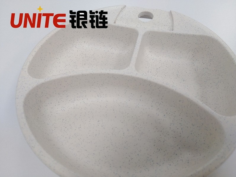 麥稈白色免噴涂塑料在兒童餐盤上的應用案例